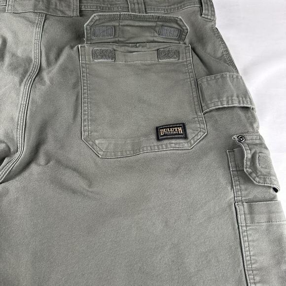 Duluth Men 44 Flex Fire Hose Relaxed Fit Cargo Shorts Khaki Green Stretch - Picture 13 of 13
